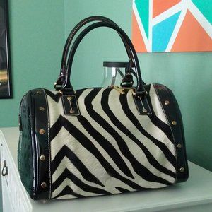 Arcadia Zebra purse with removable shoulder strap